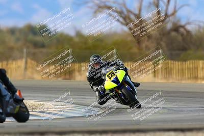 media/Feb-27-2022-CVMA (Sun) [[a3977b6969]]/Race 15 Amateur Supersport Middleweight/